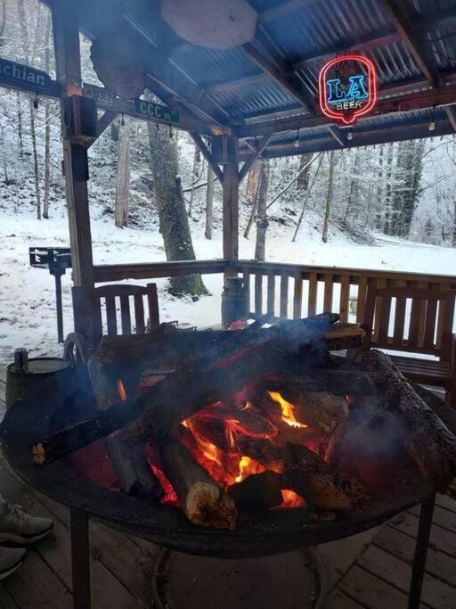 Mountain Cabin In Woods 3 Minutes To Helen #13 外观 照片